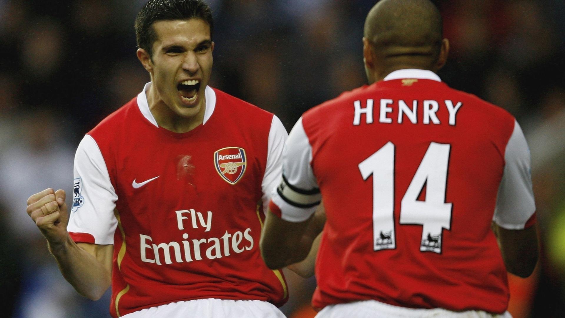 深度战术分析，揭秘冠军球队的制胜之道